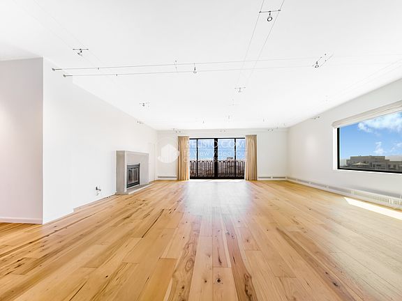 3rd image of 1170 Sacramento St APT 16A