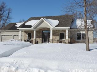 13470 Pineview Ct N, Dayton, MN 55327