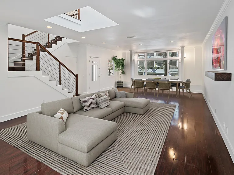 706 Kettner Blvd — Photo 1