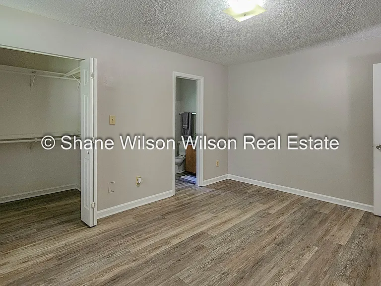 3356 Steeple Cir NE — Photo 8