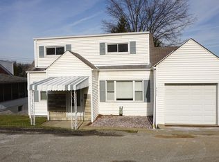 6612 Overlook St, South Park, PA