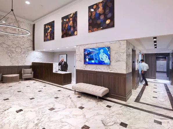 150 East 34th Street image 34 of 36