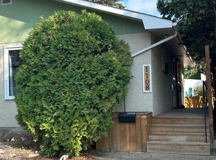 1108 33rd St E, Saskatoon, SK S7K0S8