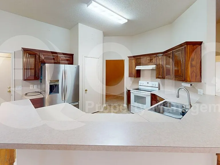 8001 Mourning Dove Dr — Photo 8