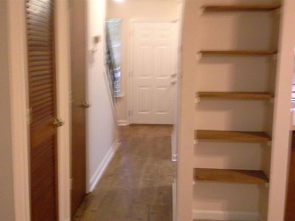 4th image of 1138 Cherry Laurel St #E