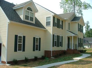 20031 Ivan Rd, South Chesterfield, VA 23803