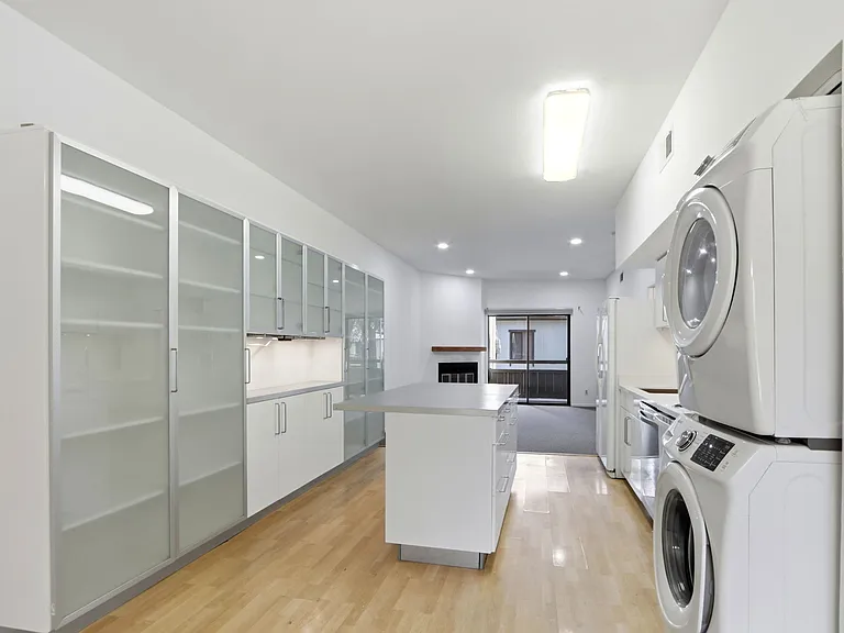 1850 Tradan Dr — Photo 15