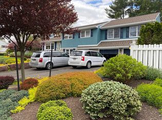 216 Forrest Dr, Chalfont, PA 18914