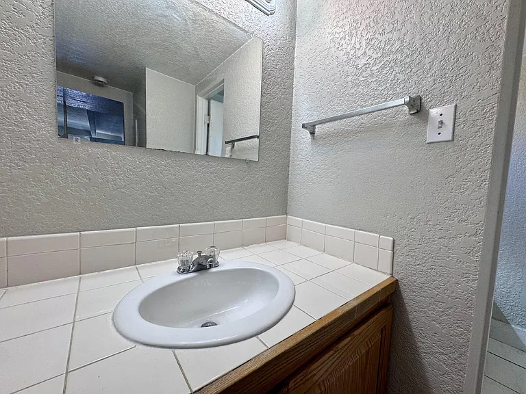 655 N Pearl St #306 — Photo 6