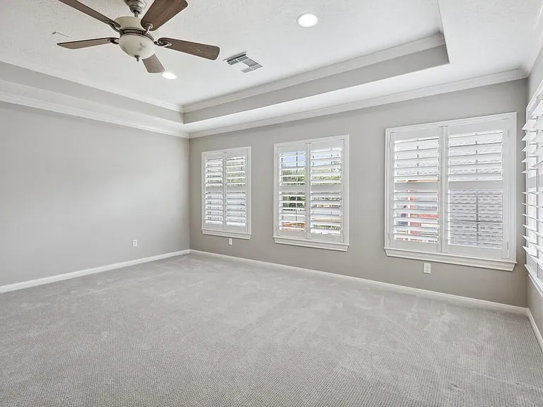 5819 Santa Fe Springs Dr — Photo 8