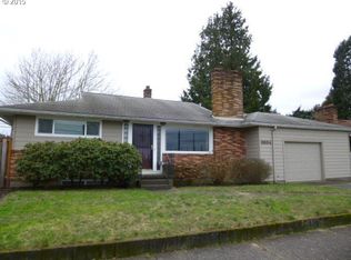 9834 SE Market St, Portland, OR 97216