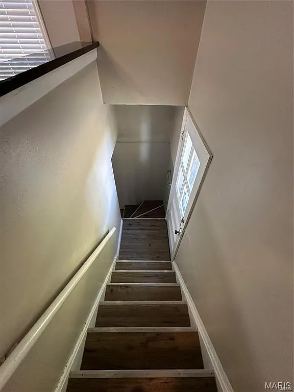 2 bed, 850 sqft, $1,170 — Photo 2