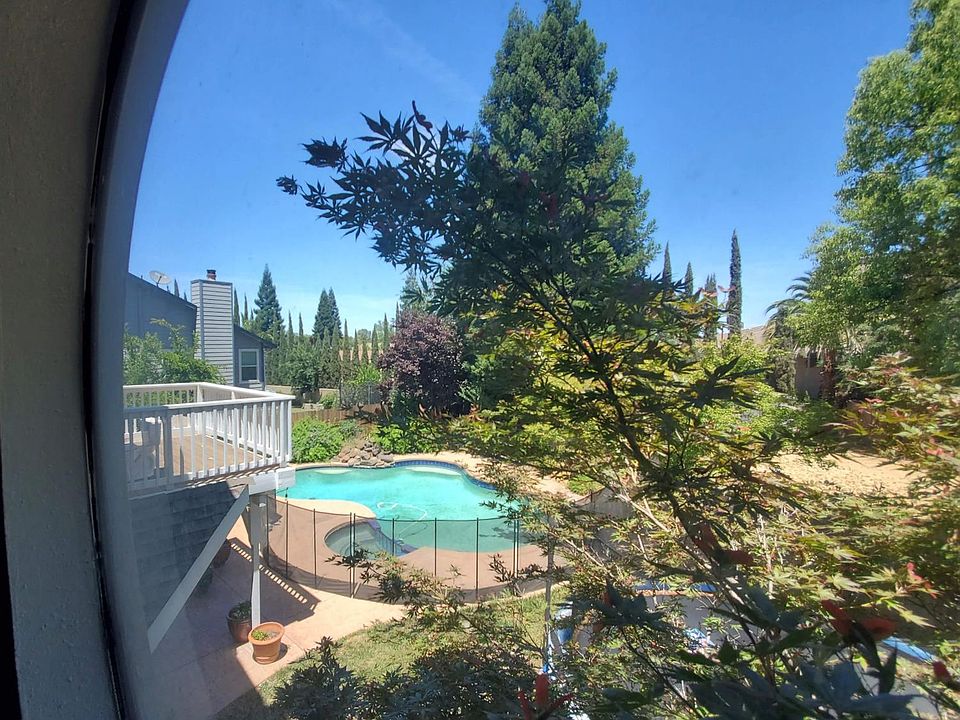 2nd image of 2600 Buckeye Ct