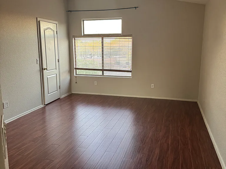 2445 W Running Deer Trl — Photo 29