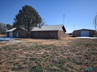 1653 S Roosevelt Rd S #4, Portales, NM 88130