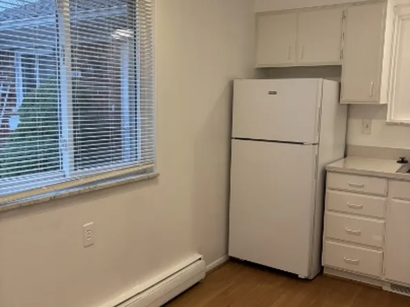 22000 Beck Rd #3, Northville, MI 48167