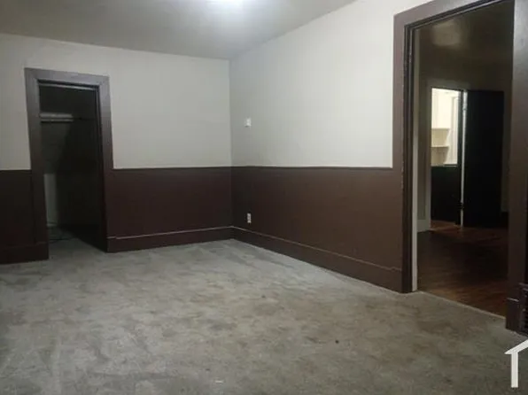 505 Catawba Ave, Muskegon, MI 49442