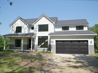 2605 N Hughes Rd, Howell, MI 48855