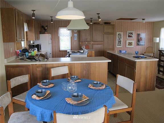 5th image of 174 -164 Sand Dune Avenue NW