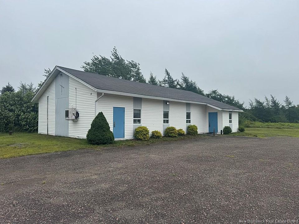1st image of 11 Old Road Cres