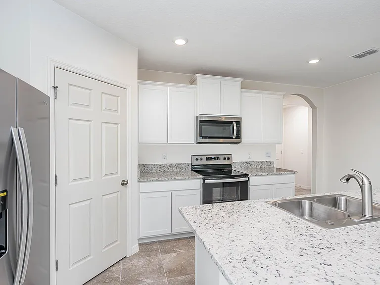 3783 Coachman Ln SE — Photo 12