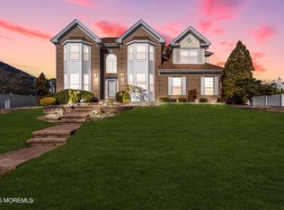 3 Knightsbridge Pl, Jackson, NJ 08527