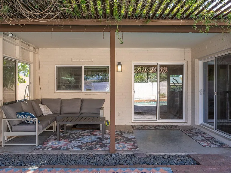 2930 W Bluefield Ave — Photo 52