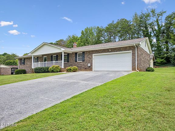 5th image of 2117 S Belmont Dr