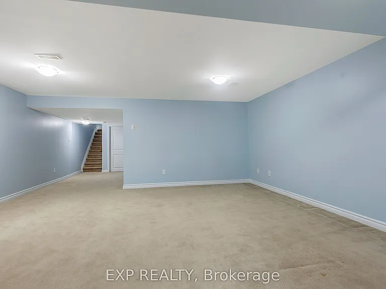 635 Moorpark Ave — Photo 17