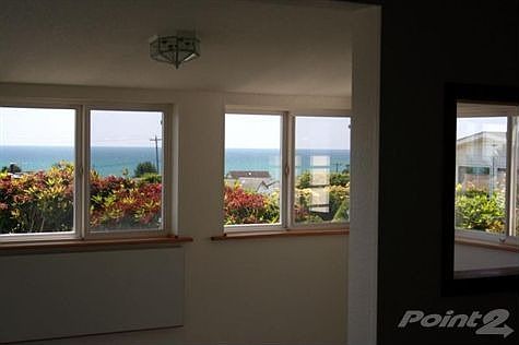 Living-Room-Sun-Room-View-5765