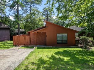 706 Hedgelawn Way, Fayetteville, NC 28311