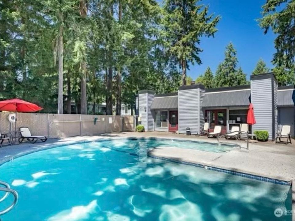 1st image of 8605 Zircon Dr SW #6