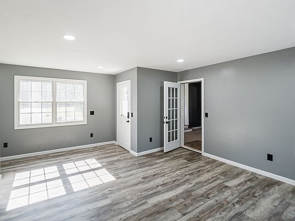 5th image of 129 Upper Hampden Rd
