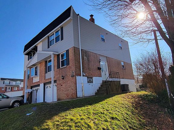 2nd image of 10926 Kirby Dr