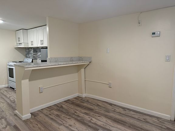 4th image of 1101 43rd St APT B1