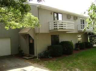 5 Holly Cir #5, Buzzards Bay, MA 02532