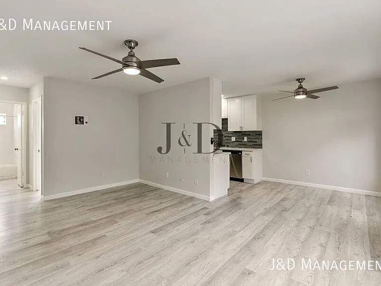 DEL612 — Photo 29