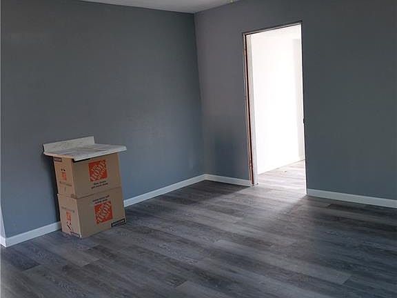 4th image of 3019 50th St
