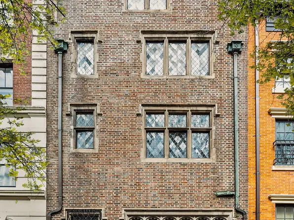 135 East 19th Street image 13 of 13