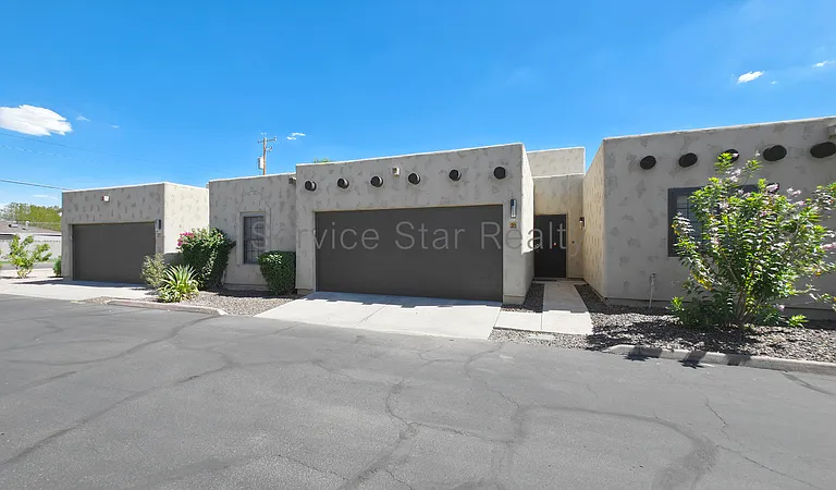 4226 N 22nd St #25 — Photo 1
