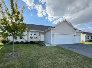 1593 Winterwheat Dr, Belvidere, IL 61008