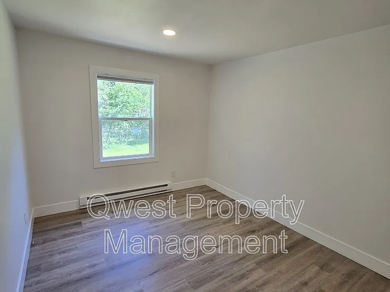 8528 Valley Rd NW #11 — Photo 4