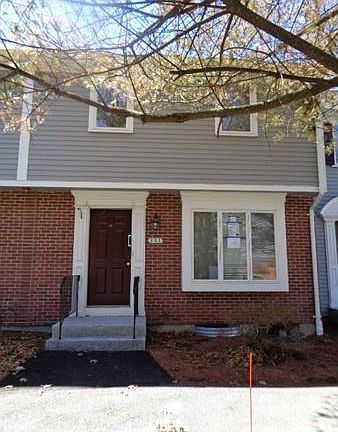 2nd image of 803 Foxwood Cir