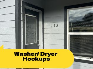 142 College Dr NW #142, Salem, OR 97304