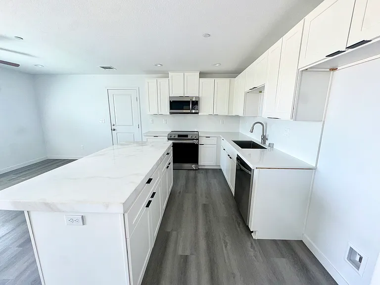 7343 Dogwood Ave — Photo 7