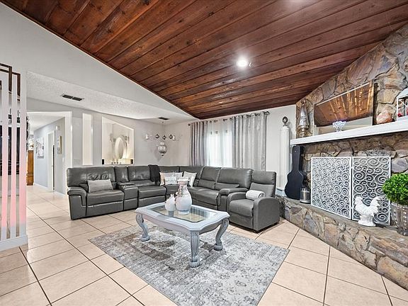 3rd image of 2270 Old Hickory Tree Rd