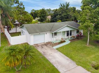 125 Abalone Rd NW, Palm Bay, FL 32907