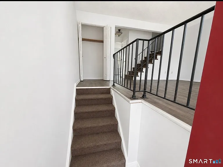 309 Terrace Ave #14 — Photo 5