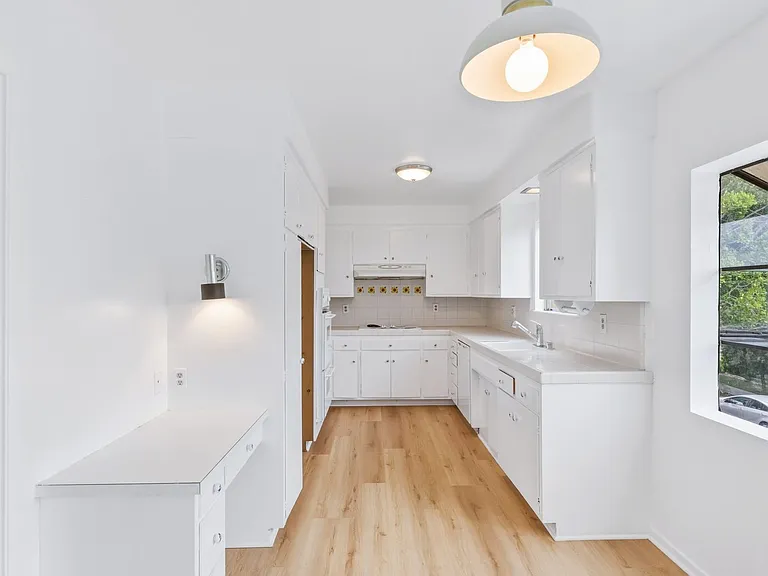 808 Princeton St #D — Photo 17