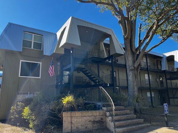 207 Riverbend Dr #207